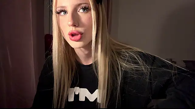 Alicekittyy Webcam-Show