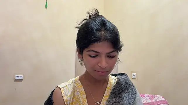 Chat +18 de NgaMuszar ao vivo