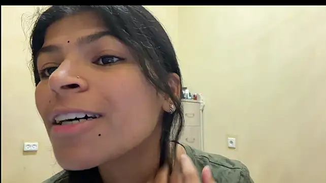 Chatroom XXX en direct de NgaMuszar