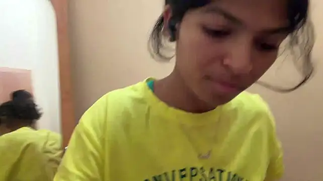 NgaMuszar's Live XXX Chat