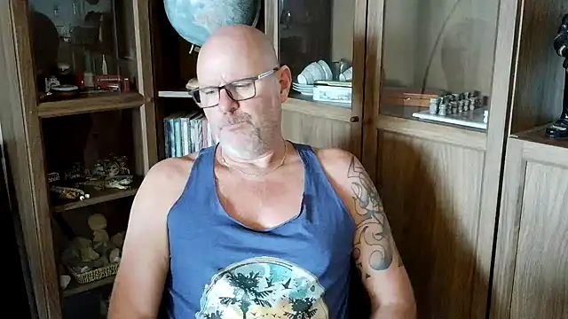 JohnDutchDaddy Webcamshow