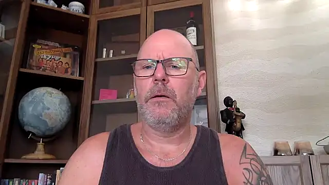 JohnDutchDaddy 网络视讯表演