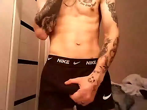 Pandington 网络视讯表演
