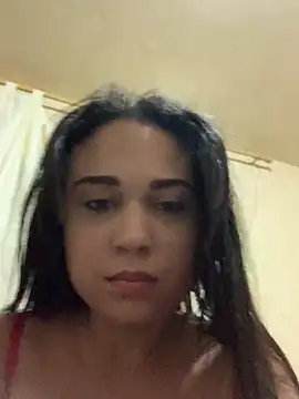 צ'אט XXX בשידור חי של regina425