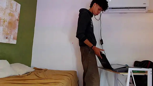 INFANTE_ Pertunjukan Webcam