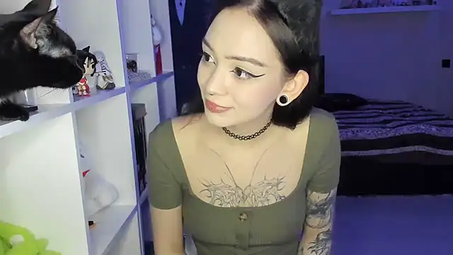 PurrYuna – webcam-show