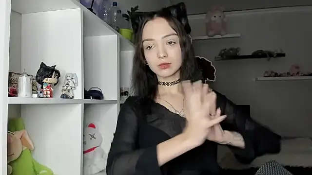 PurrYuna – webcam-show