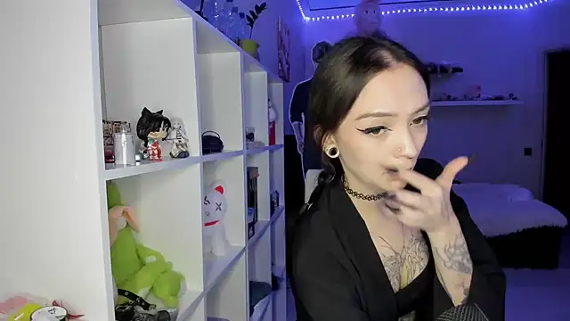 PurrYuna's Webcam Show