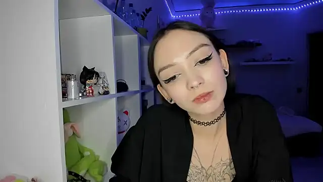 PurrYuna's Webcam Show
