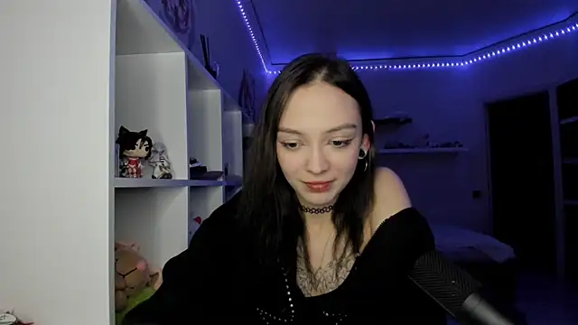 PurrYuna webcam show