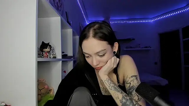 PurrYuna live XXX chat