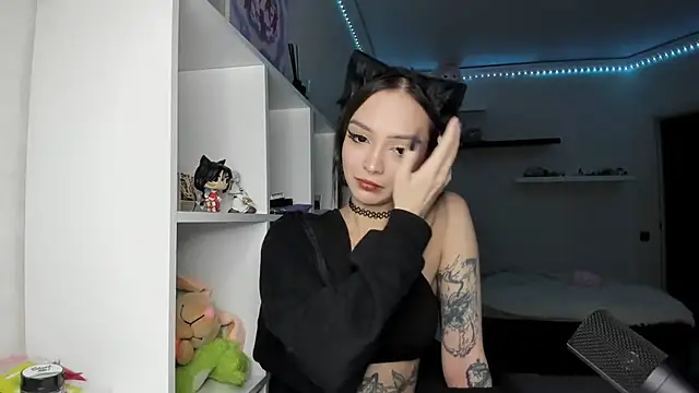 PurrYuna's Webcam Show