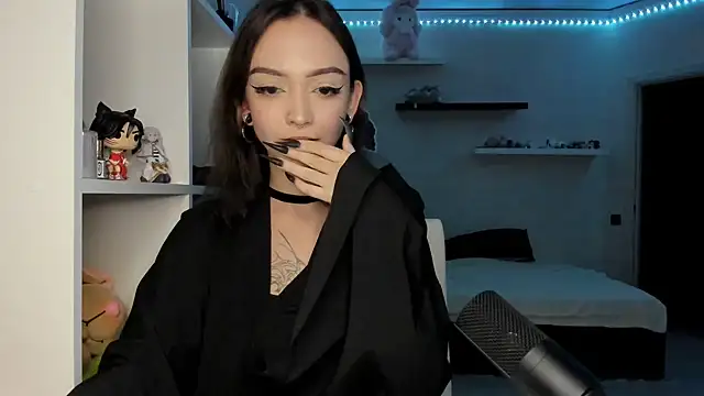 PurrYuna's Webcam Show