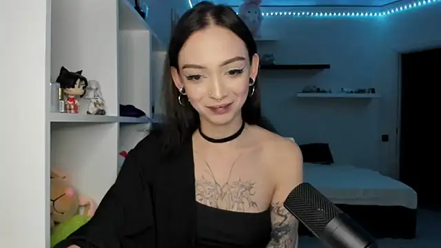 PurrYuna's Webcam Show
