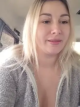 evil_kitty3126's Webcam Show