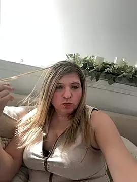 Show modela sexybarbietsde na web-kameri