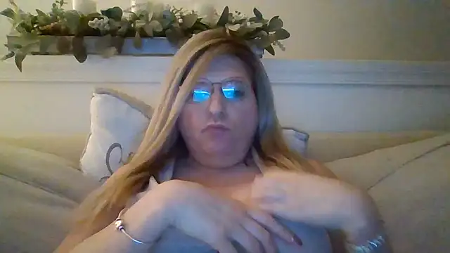 sexybarbietsde's Webcam Show
