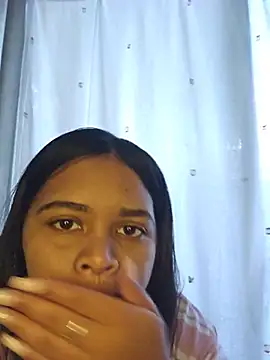 Czat XXX na żywo – feisty_stunner