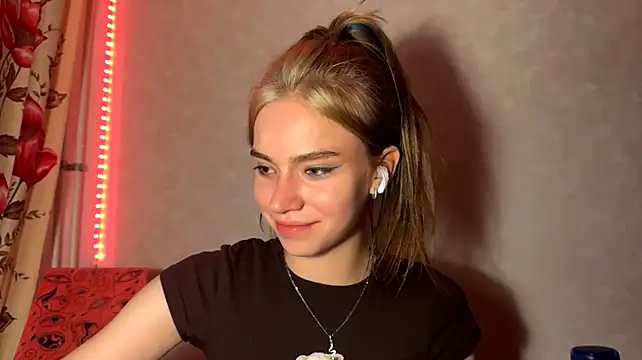 LydaDrozdenko Chat XXX in diretta