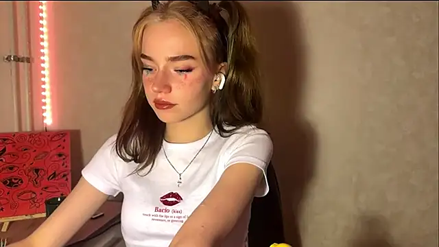 LydaDrozdenko Chat XXX in diretta