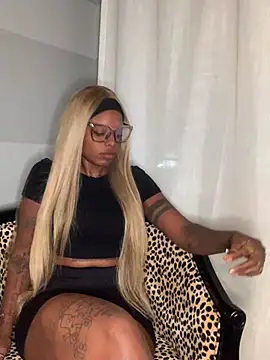 DeyonceXoXo's Webcam Show