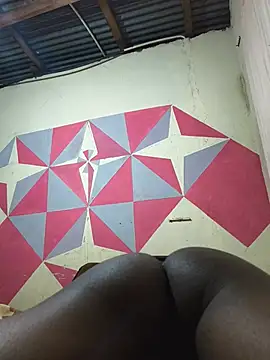 Show modela penetrate123 na web-kameri