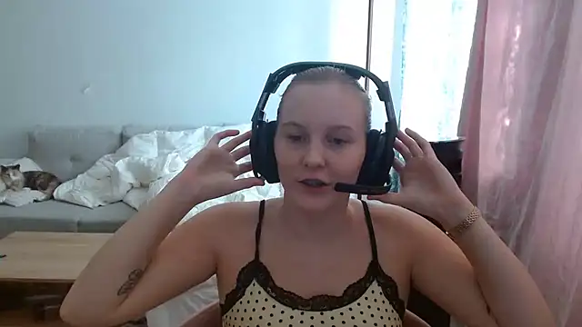 Nina_Monet Webcamshow