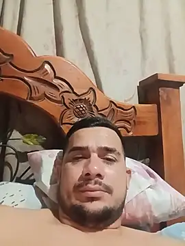 הופעת וובקאם של hot_cachondoo