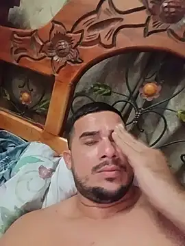 hot_cachondoo Show in webcam