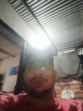 hot_cachondoo Show in webcam