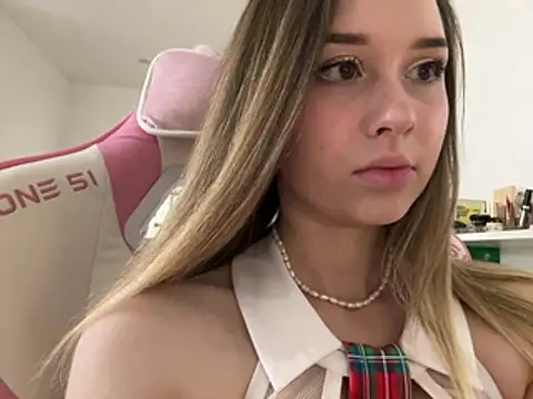 JuliaPlushy: вебкам-шоу