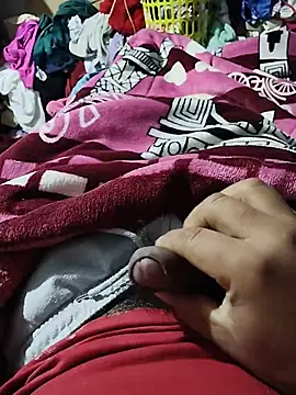 eliaz6q Show in webcam