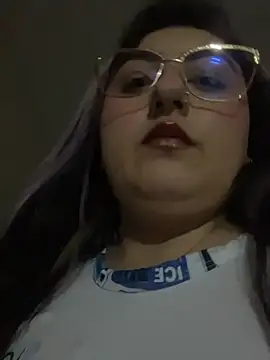 KaroBlush's Webcam Show