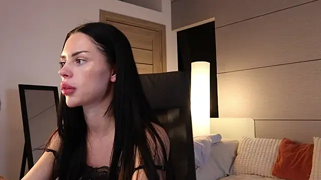 TatianaXoxo1 Adlı Modelin Web Kamerası Şovu