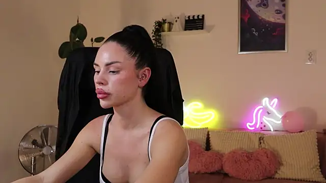 TatianaXoxo1 Adlı Modelin Web Kamerası Şovu