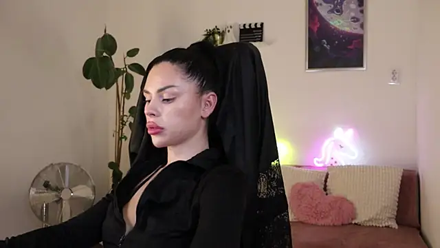 הופעת וובקאם של TatianaXoxo1