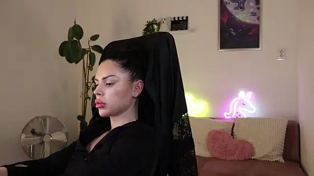 הופעת וובקאם של TatianaXoxo1
