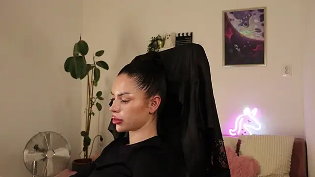 TatianaXoxo1's Webcam Show