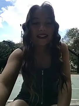 Sweet_sofiia_ 现场XXX聊天