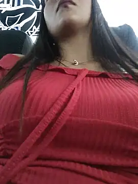 Sweet_sofiia_ Adlı Modelin Canlı XXX Sohbeti