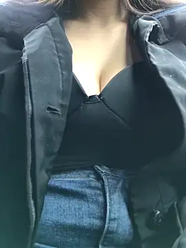 Sweet_sofiia_'s Live XXX Chat