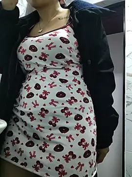 Sweet_sofiia_ Adlı Modelin Canlı XXX Sohbeti