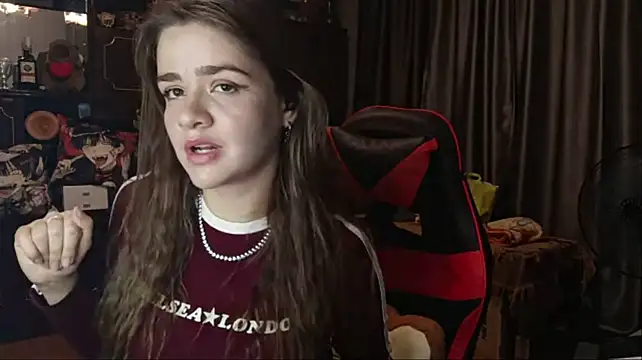 QueenBeatrice Obrolan Langsung XXX