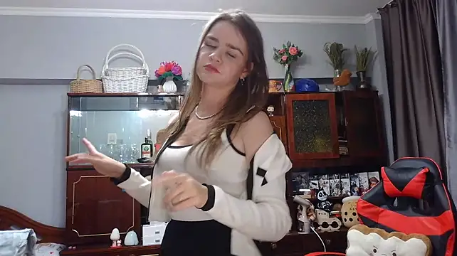 QueenBeatrice Live XXX-chat