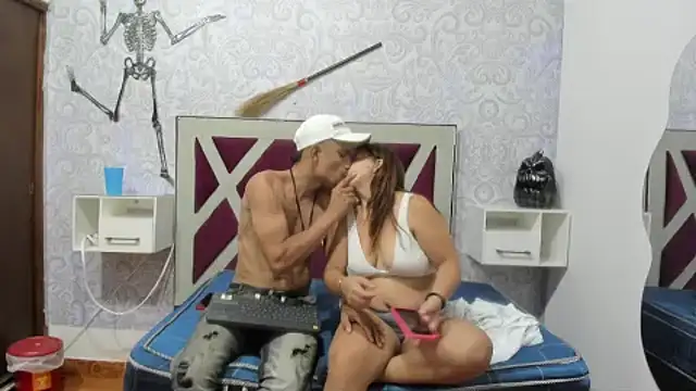 عرض كام MiaLawson