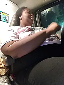 BigBust90's Webcam Show