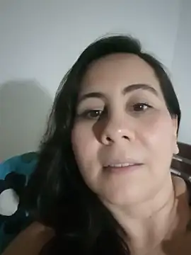 Онлайн чат XXX sophie_tyler1