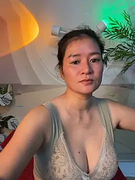 Chat XXX en directo de Miuxynh