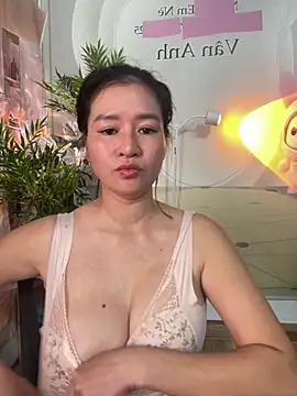 Miuxynhn Live XXX chat