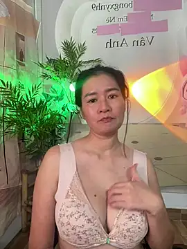 Miuxynh Live XXX-Chat